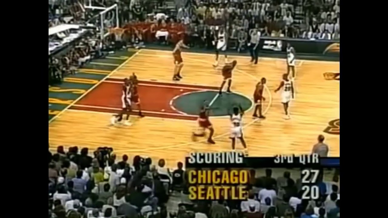 Shawn Kemp dunks on Dennis Rodman (1996 NBA Finals) YouTube