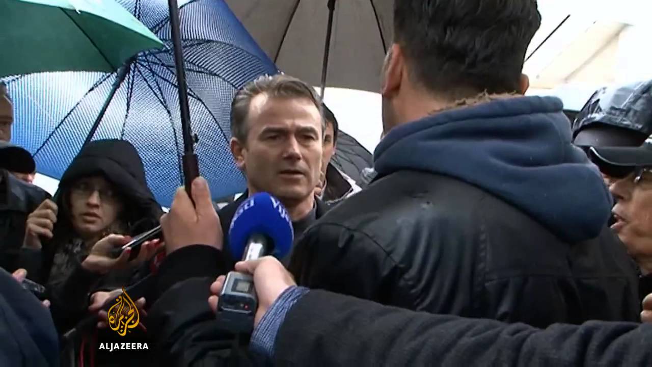 Policija osiguravala sahranu u Crnoj Gori - Al Jazeera Balkans