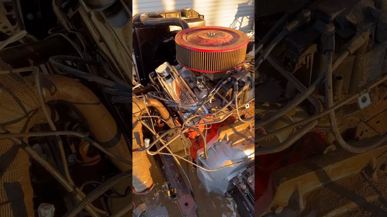 1975 Toyota ￼Land Cruiser FJ40 with a small block 350