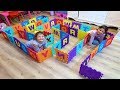 Öykü ve Masal Renkli Harflerden Labirent Yaptı! Öykü and Masal pretend play with Maze Funny Kids