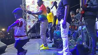 Alick Macheso ft Bla Giant live on stage best dance moves