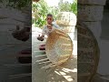 বাঁশের বেতি তুলে কি ভাবে ঝুড়ি তৈরী করছে দাদু