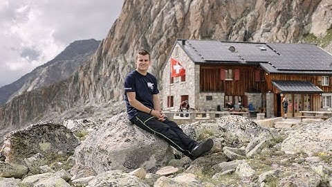 Hut warden at the Almagellerhütte