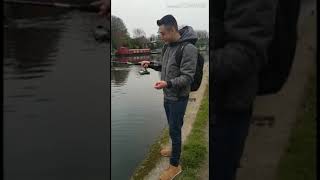 Fishing in river Lea London (pesca rio de londres)