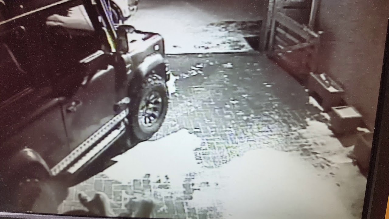 Land Rover Defender anti theft device. YouTube