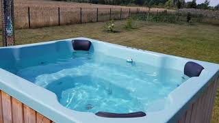 Vesihierontajärjestelmä Paljuun Palju Poreilla Kylpytynnyri