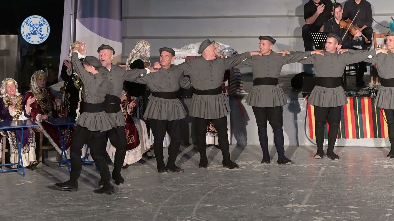 Πατέρα μας μεγάλωσες / τσάμικο Ασπροπύργου, Αρβανίτες - Σωματείο Ελληνικών Χορών 