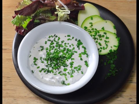 How to make Homemade Blue Cheese Dressing