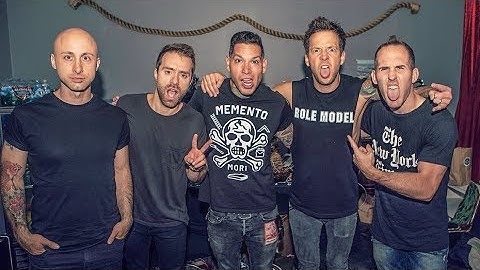 Simple Plan feat. Mike Herrera from MxPx - Responsibility