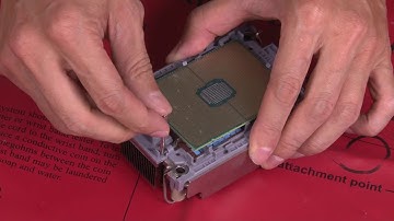 Lenovo ThinkSystem SR850 V2 removing a processor and heat sink