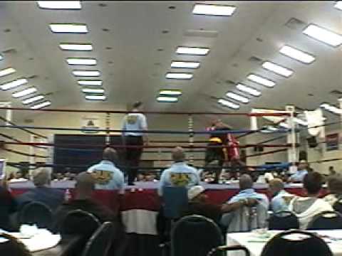 2009 NC/VA vs DC/MD REGIONAL GOLDEN GLOVES 165LBS Travis Peterkin vs Lamar Russ