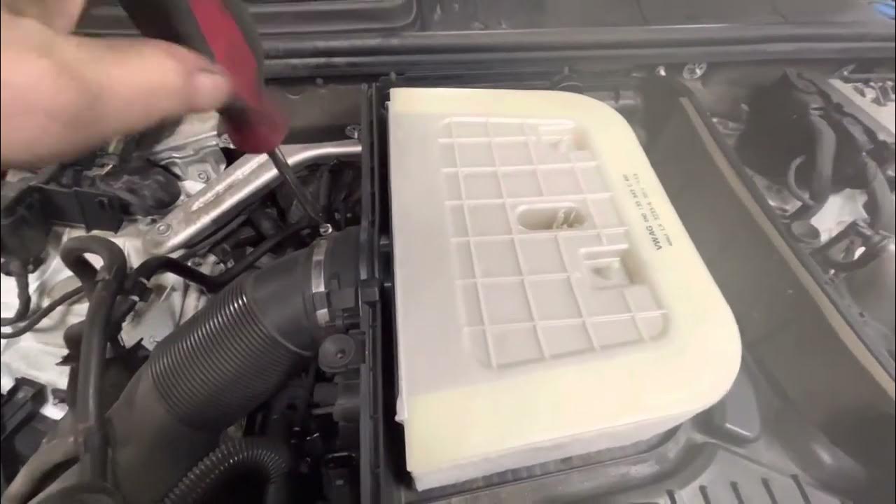 2017 AUDI Q7 ENGINE COVER / AIR FILTER HOUSING REMOVAL - YouTube