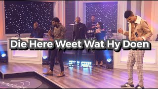 Vignette de la vidéo "Neville D - Die Here Weet Wat Hy Doen ft. Jonathan Rubain (Live)"