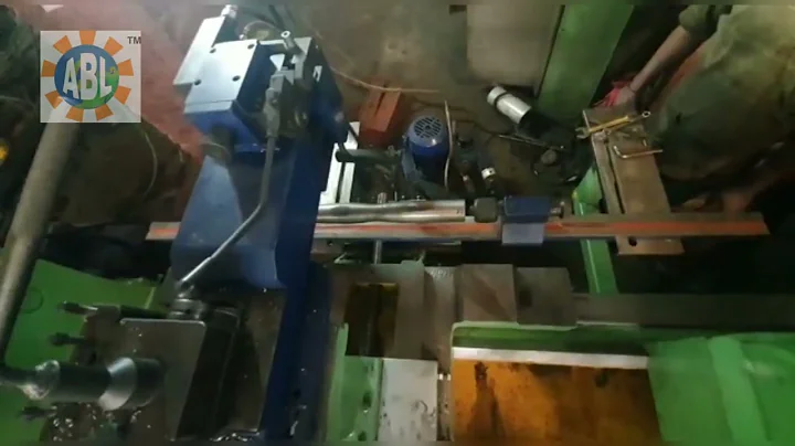 HYDRAULIC COPYING ATTACHMENT FOR OIL COUNTRY LATHE MACHINE