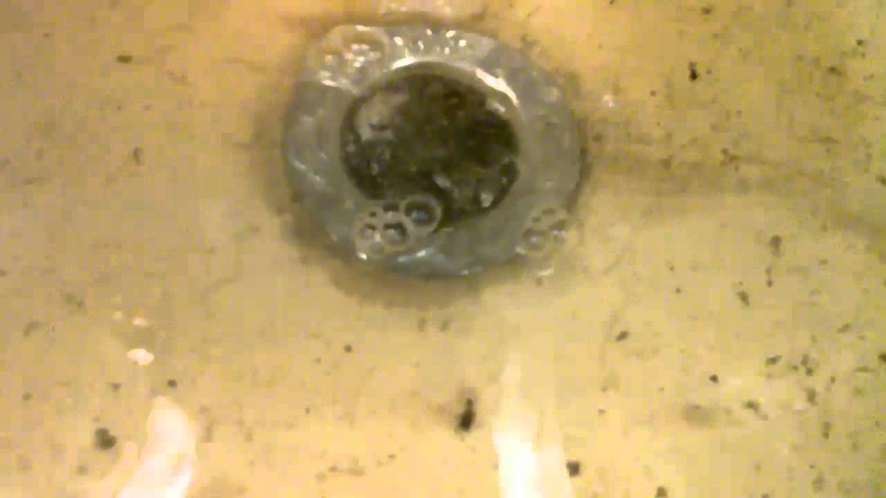 Clean Your Drains With Baking Soda And Vinegar Youtube