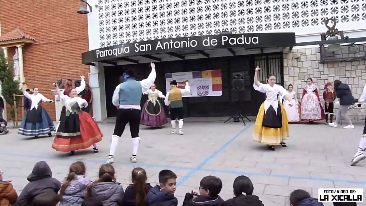 GRUP DE DANSES LA XICALLA