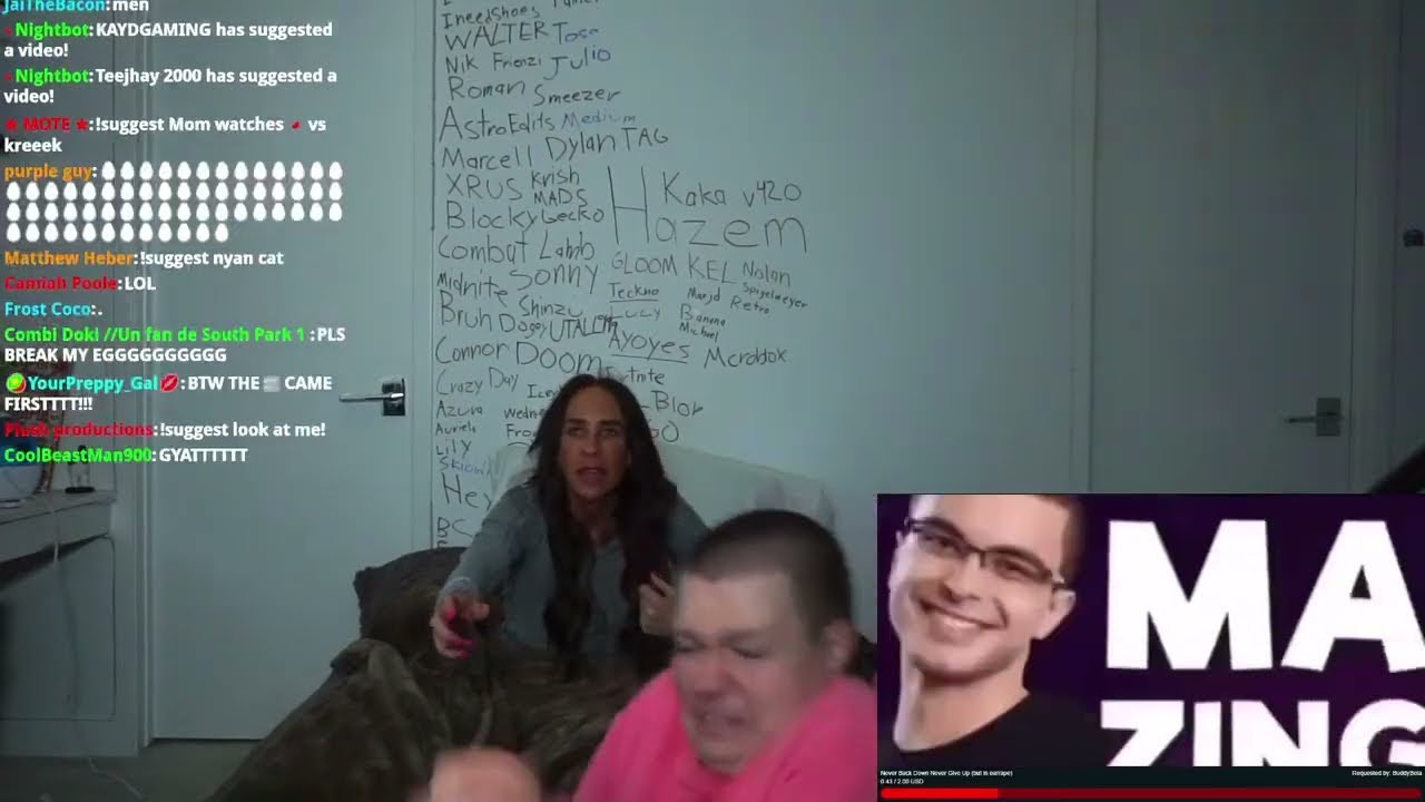 MY MOM DOES A SLEEP STREAM 💤