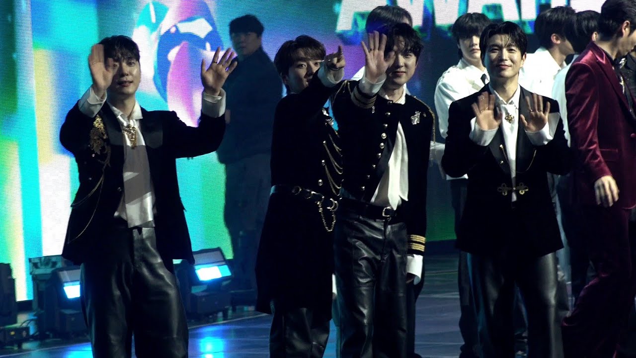 260215 김포레숲별찾기👤👥️🌲💫👥️👤👨‍❤️‍👨💑✨️🎊💚👥️👤 | #포레스텔라 전출연진피날레 | 33주년 한터뮤직어워즈 HANTEOMusicAwards | 스페셜크로스오버 수상