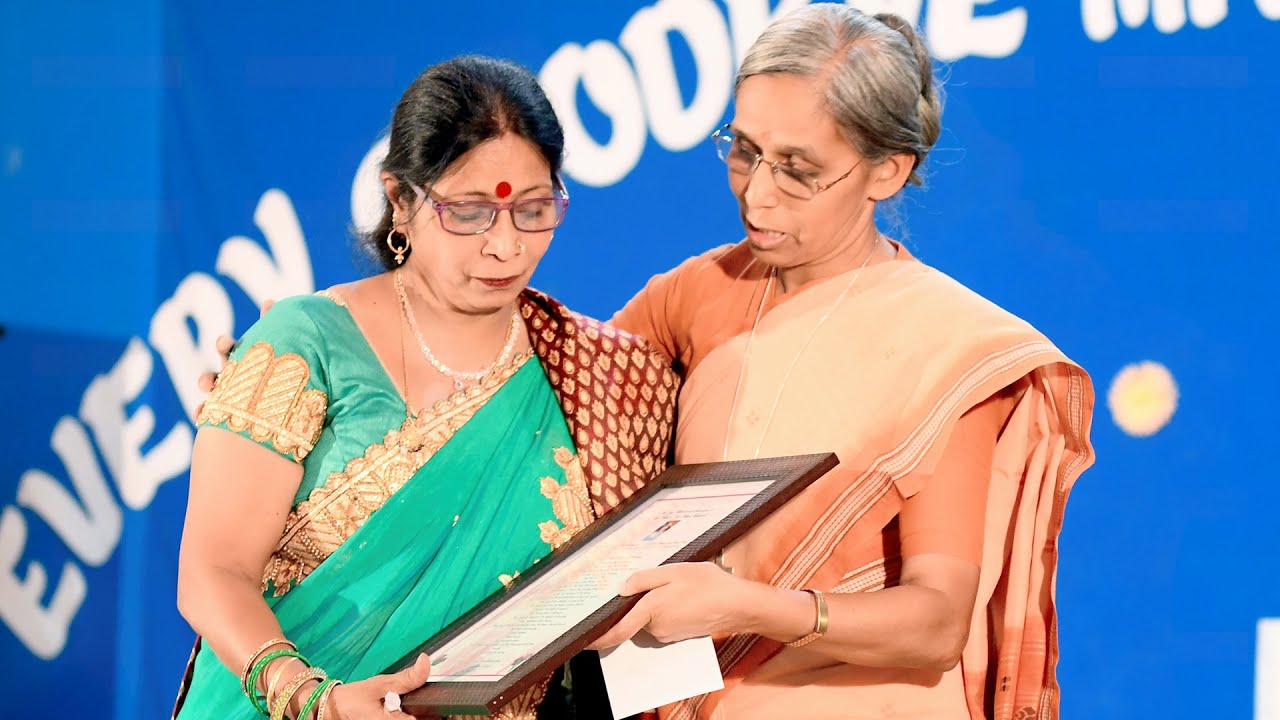 Farewell of the most renowned Teacher of St. Joseph's Convent S.S.Sc khandwa
