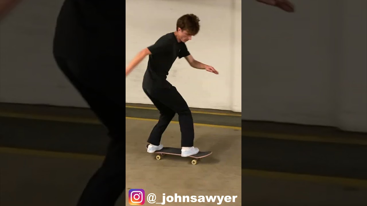 Bro has the quickest feet in skateboarding 