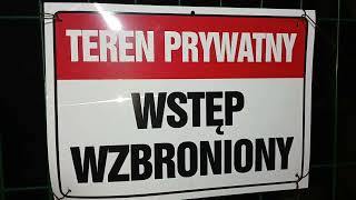 Dom Szkolna 17 Białystok Nowa Tabliczka Teren Prywatny I Łańcuchy