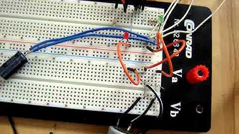Raspberry Pi: NPN-transistor with dimming LED in an RC-circuit