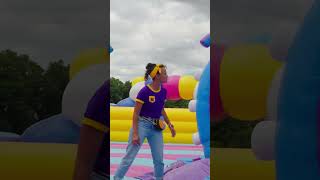 🤣🤣🤣Giant Inflateable Fun!! #blippi #meekah