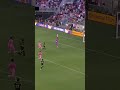 Goal by Messi vs Columbus. Busquets ➡️ Messi