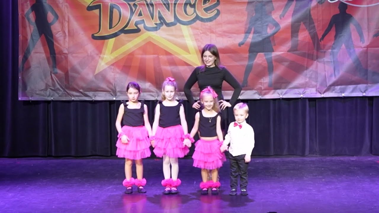 ADeeM Wigilijne Pląsy  2025 Latynoski