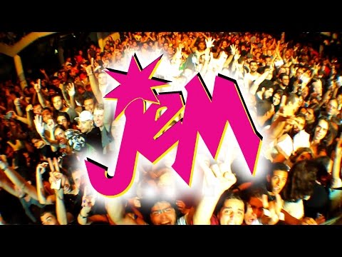 JEM & THE HOLOGRAMS - Truly Outrageous 2015 - [Live Action Music Video]

  WARNING - FLASHING and quick cuts