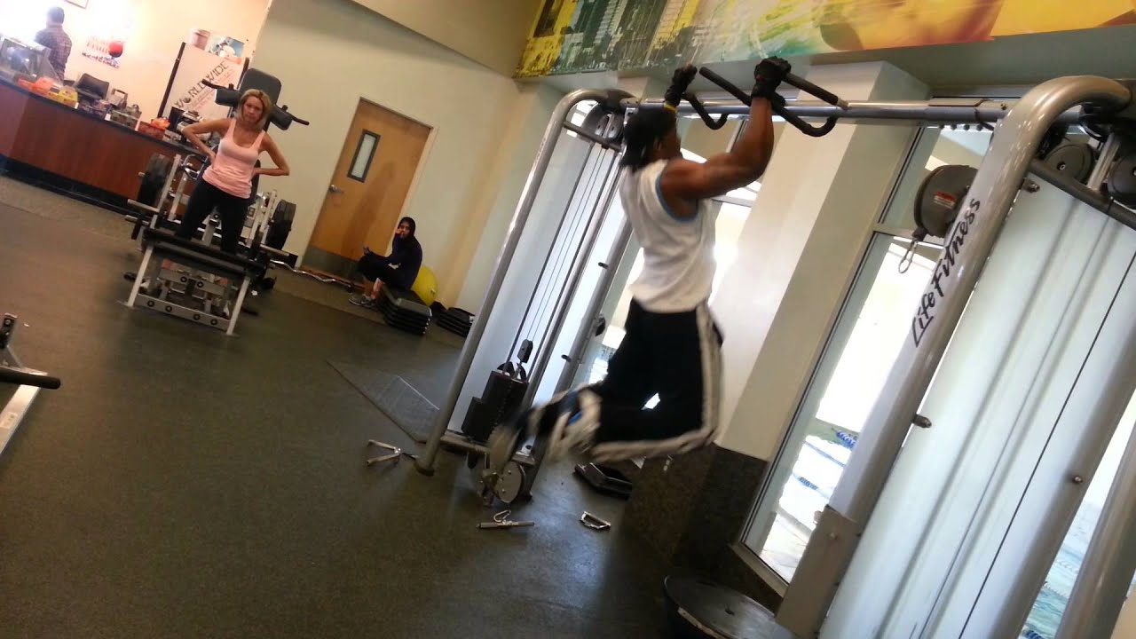 One leg burpie to a pull-ups