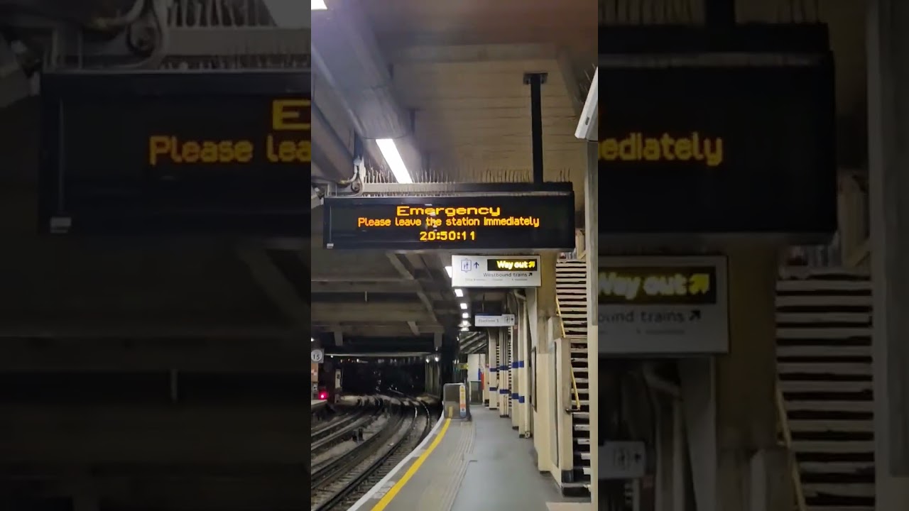 Get out of the station ! Emergency signal ,could be for a stabbing or fire incident in London !