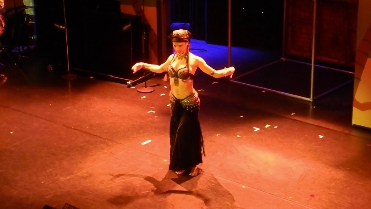 Ada Totolan full performance @Schmidt Theater