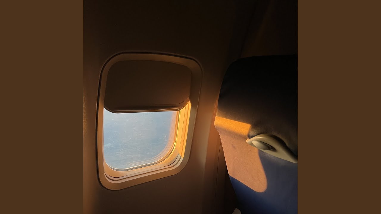 Guarda Airplane su YouTube Guarda Airplane su YouTube