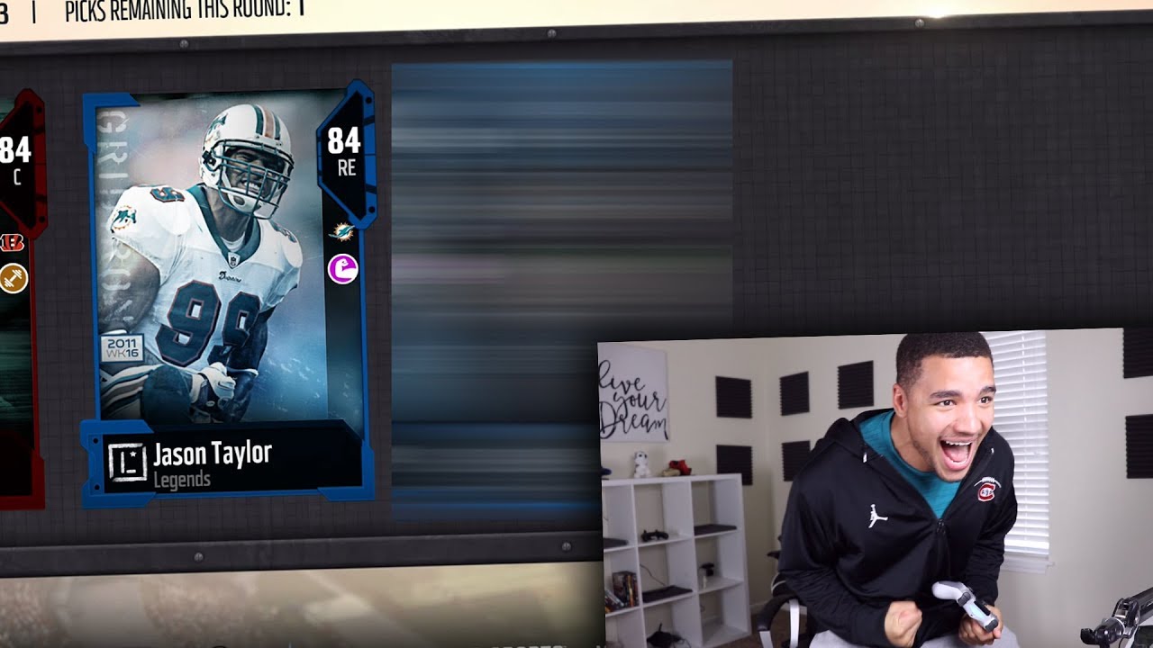 RAREST LEGEND PULL!! OVER 1 MILLION COINS - MADDEN 18 ULTIMATE TEAM