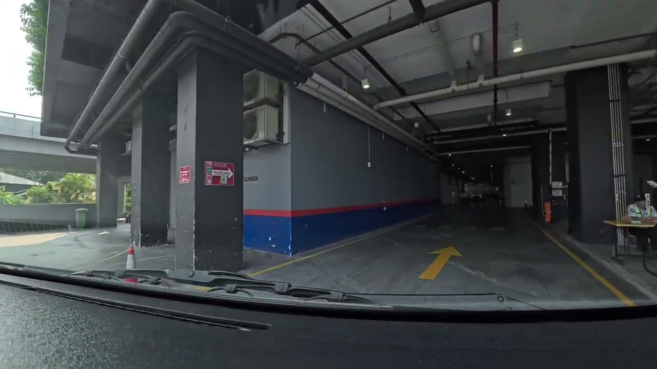 Pavilion Damansara loading bay 