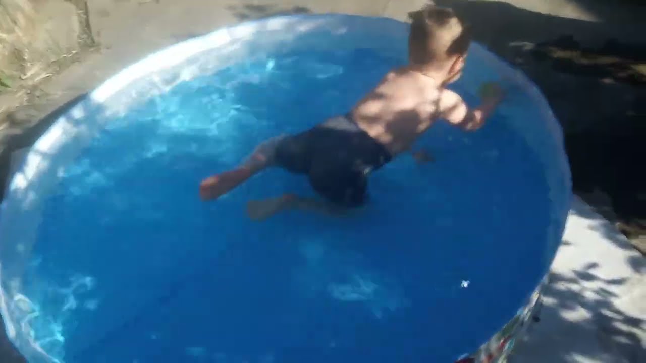 У меня неприятность- не включается ноутбук.Жизнь замерла.. - YouTube