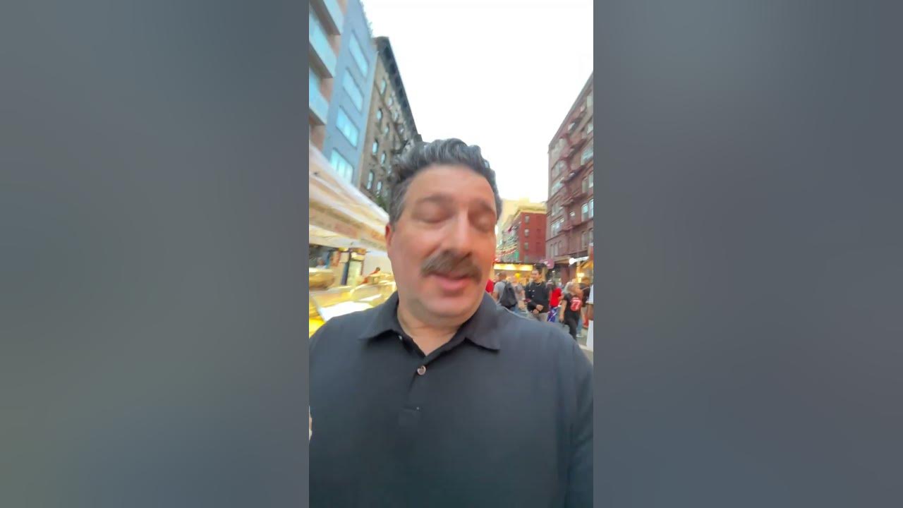 The BEST Cannoli in NYC Little Italy and San Gennaro Festival #SHORTS The BEST Cannoli in NYC Little Italy and San Gennaro Festival #SHORTS