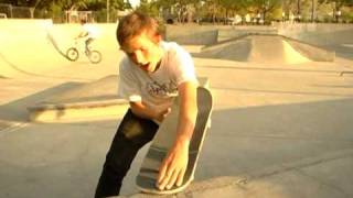 Trick Tip: Back Tail Slide