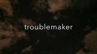 troublemaker-WEEZER (lyrics)
