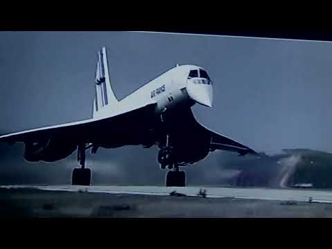 What a graceful landing! (Scene from ''Moonraker'').