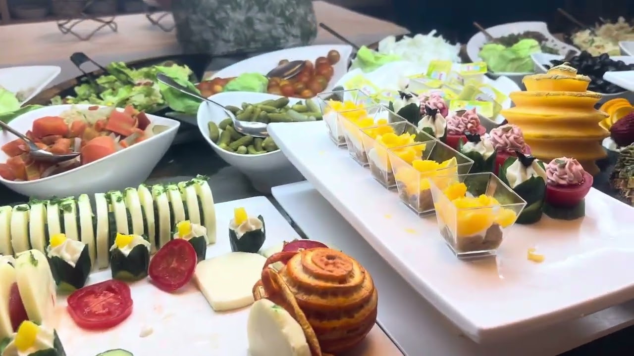 Marhaba Royal Salim lunchtime ￼