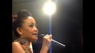 denis arista   susis   sera tasik agung rembang 2010