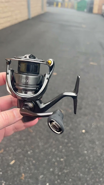 Shimano ST2500HGFL Stradic FL Spinning Reels