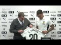 RUEDA DE PRENSA DE PRESENTACIÓN DE RENZO SARAVIA COMO JUGADOR DEL VALENCIA CF