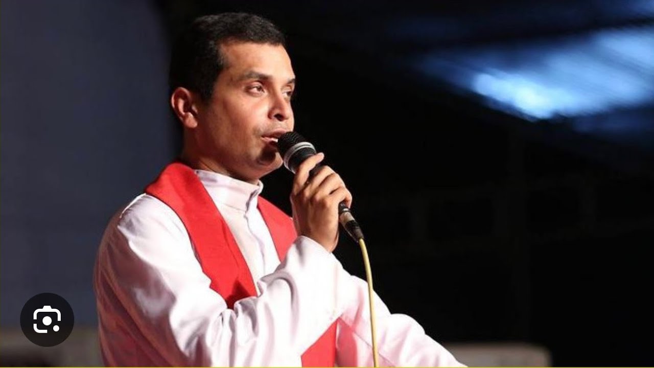 ദൈവീകശക്തി കുടുംബത്തിൽ വെളിപ്പെടാൻ നമ്മൾ ചെയേണ്ടത് ! #frdominicvalanmanal #catholic #holyspirit 