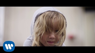 Halestorm - Dear Daughter [Official Video] - Daughter Songs