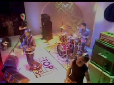 Travis - Why Does It Always Rain On Me? (Live At Top Of The Pops August 1999)