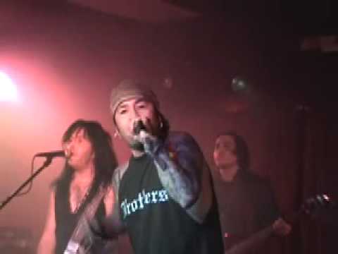 Metal Health (Bang Your Head) Brothers Live at Romano's