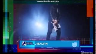 Fifth Harmony presentando Mi Artista Urbano en los Premios Juventud 2015